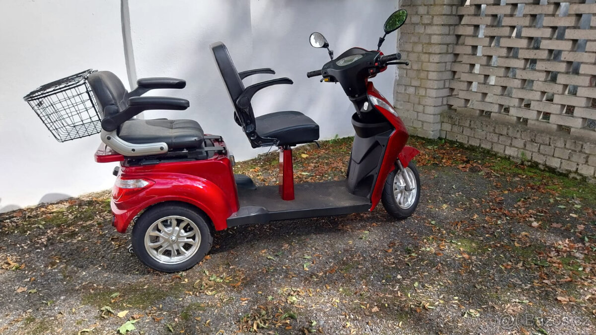 Elektrická tříkolka pro dva - 2