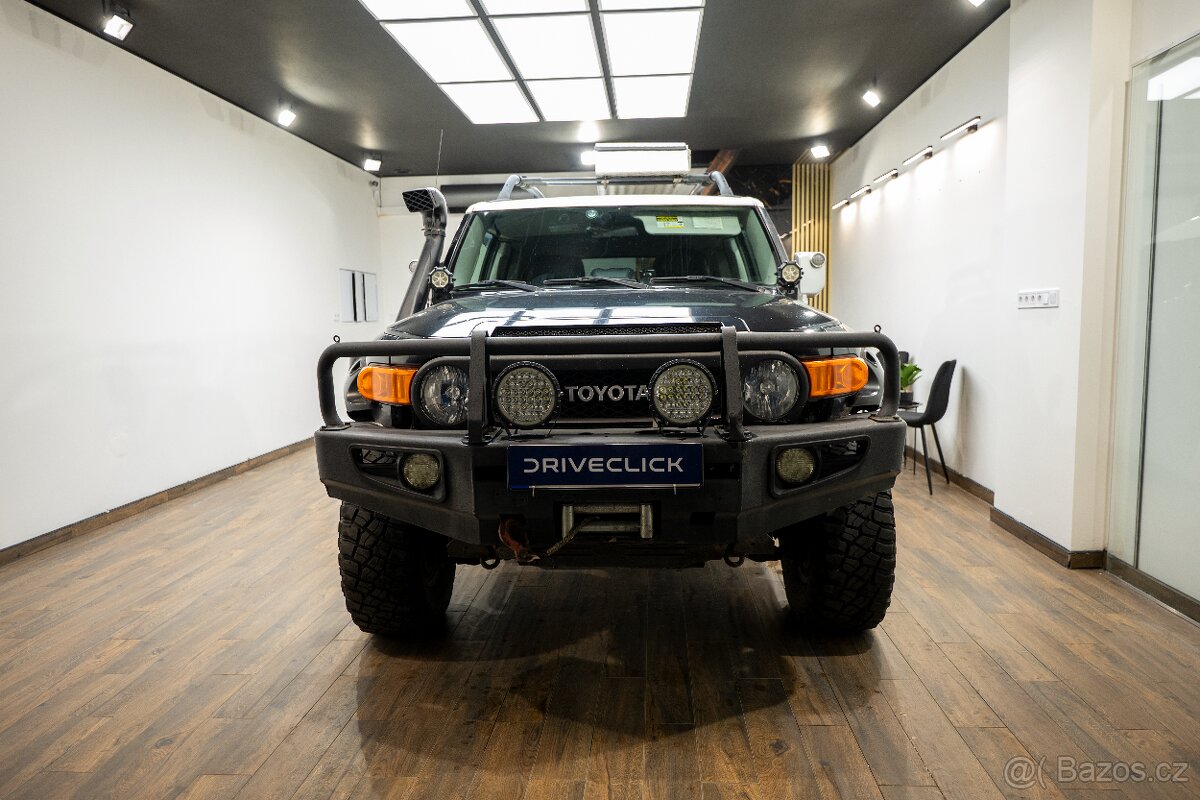 Toyota FJ Cruiser / Off-road - 2
