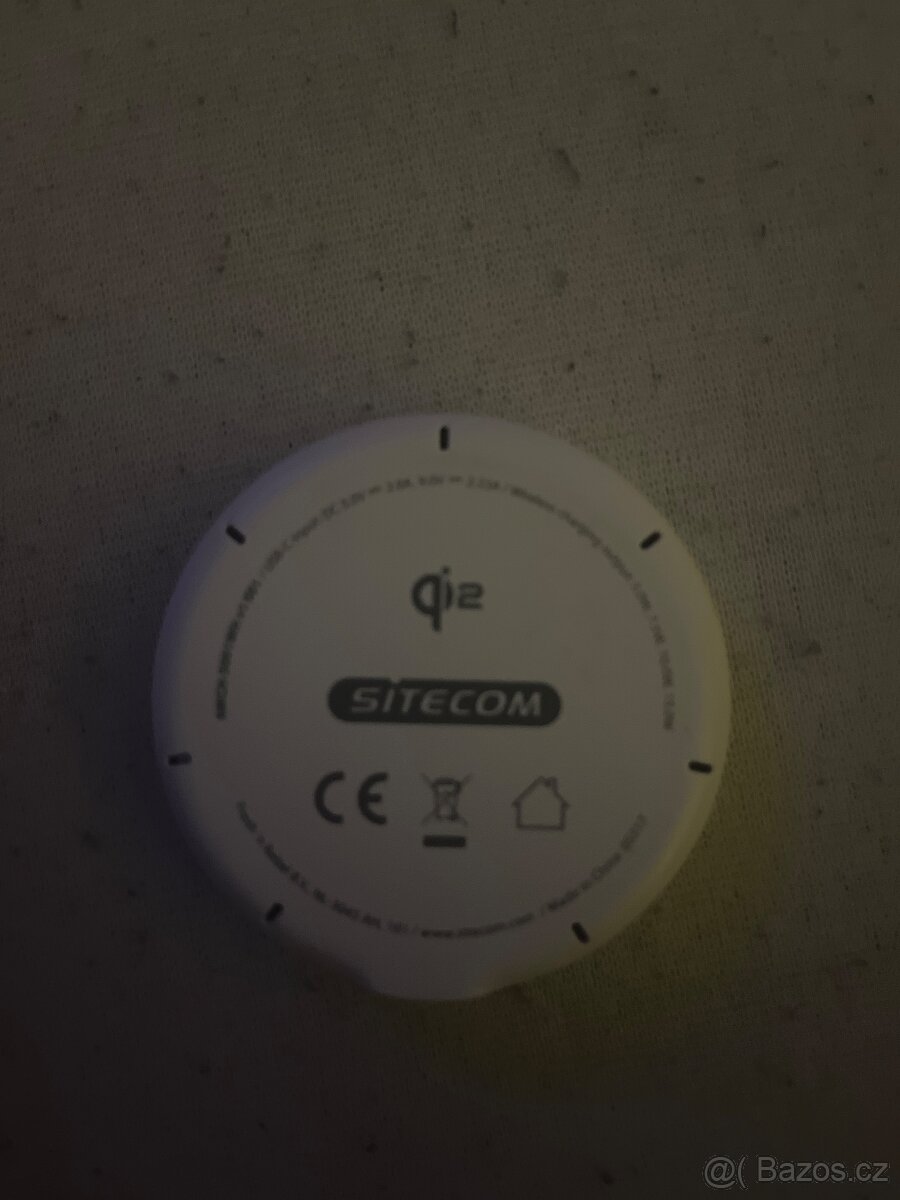 Prodám magnetickou nabíječku - 2