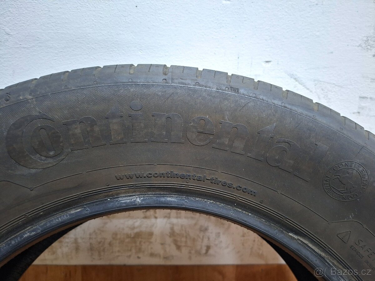 Letní pneu 215/65/17 Continental - 2