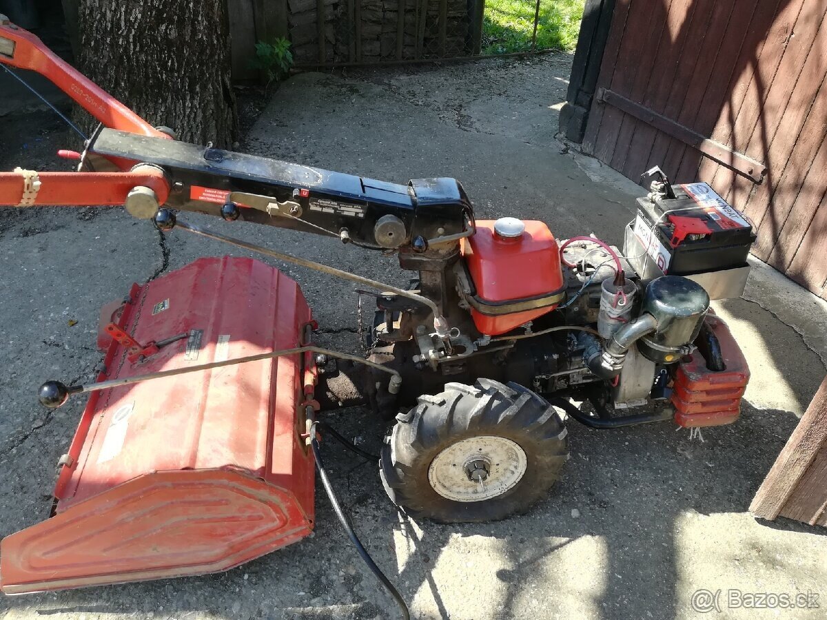malotraktor Agrostroj Jičín MT7 1. majitel - 2