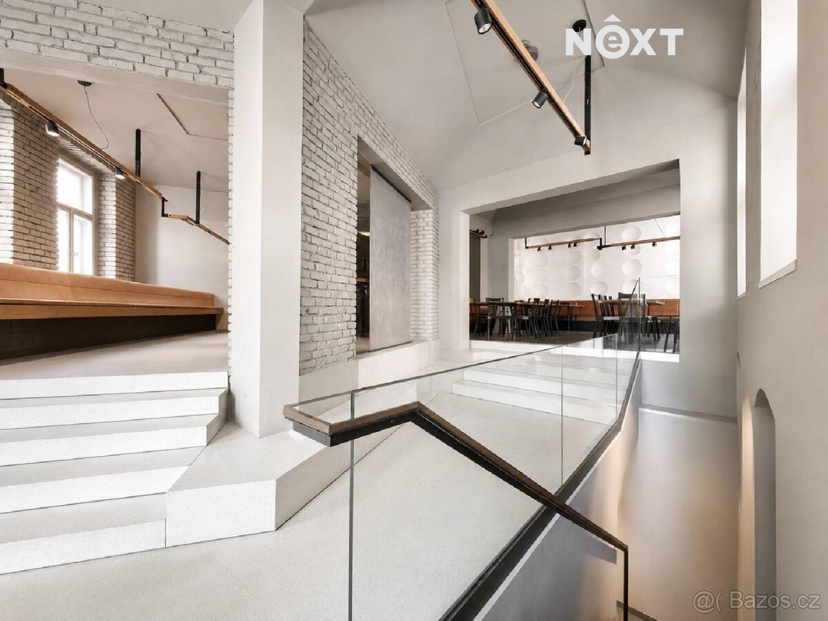 Pronájem komerční Restaurace, 494㎡ - 2
