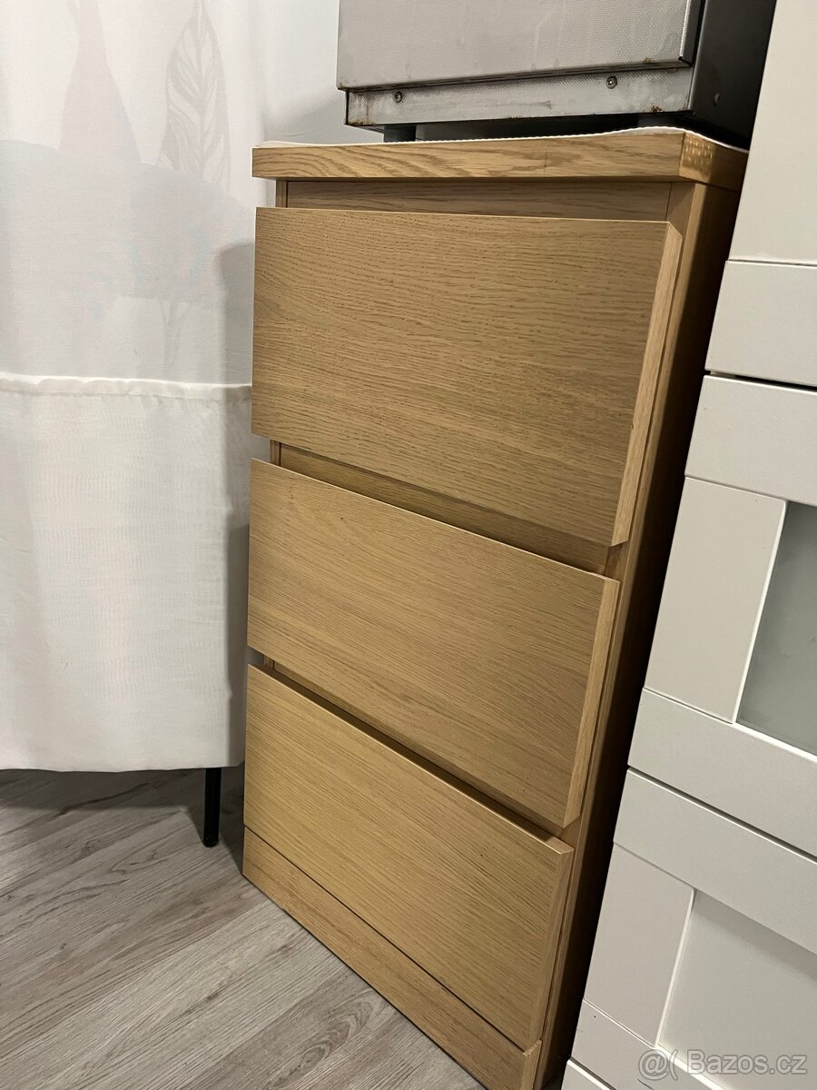 Malá komoda Malm Ikea - 2