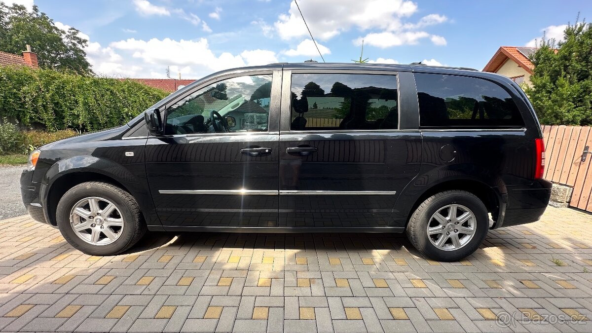 Chrysler Grand Voyager 2.8 CRD 120kW - 2