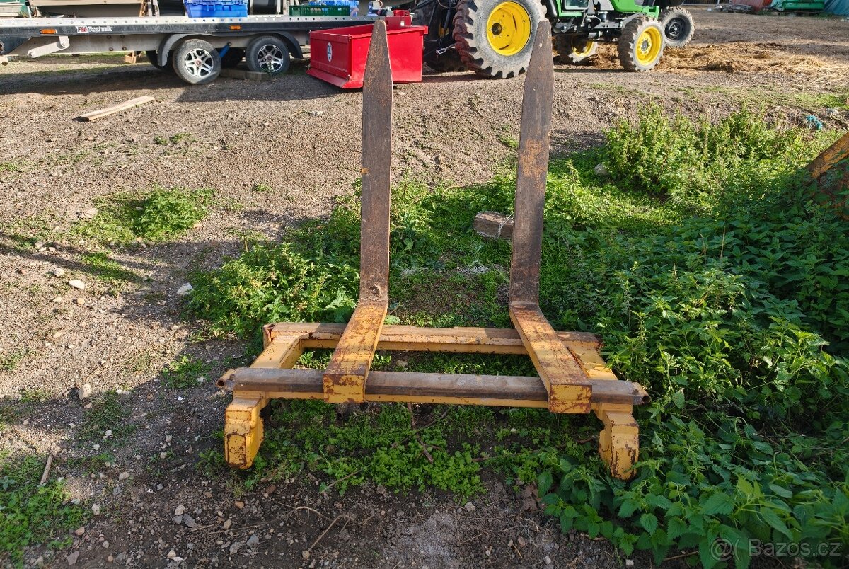 Teleskopický manipulátor Euroscopic Sambron - John Deere - 2