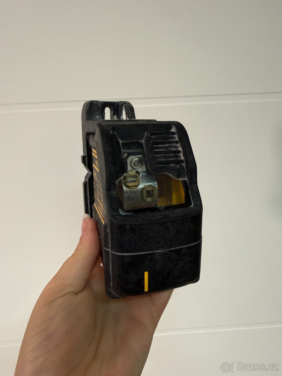 Křížový laser Dewalt DW088K, kufřík - 2