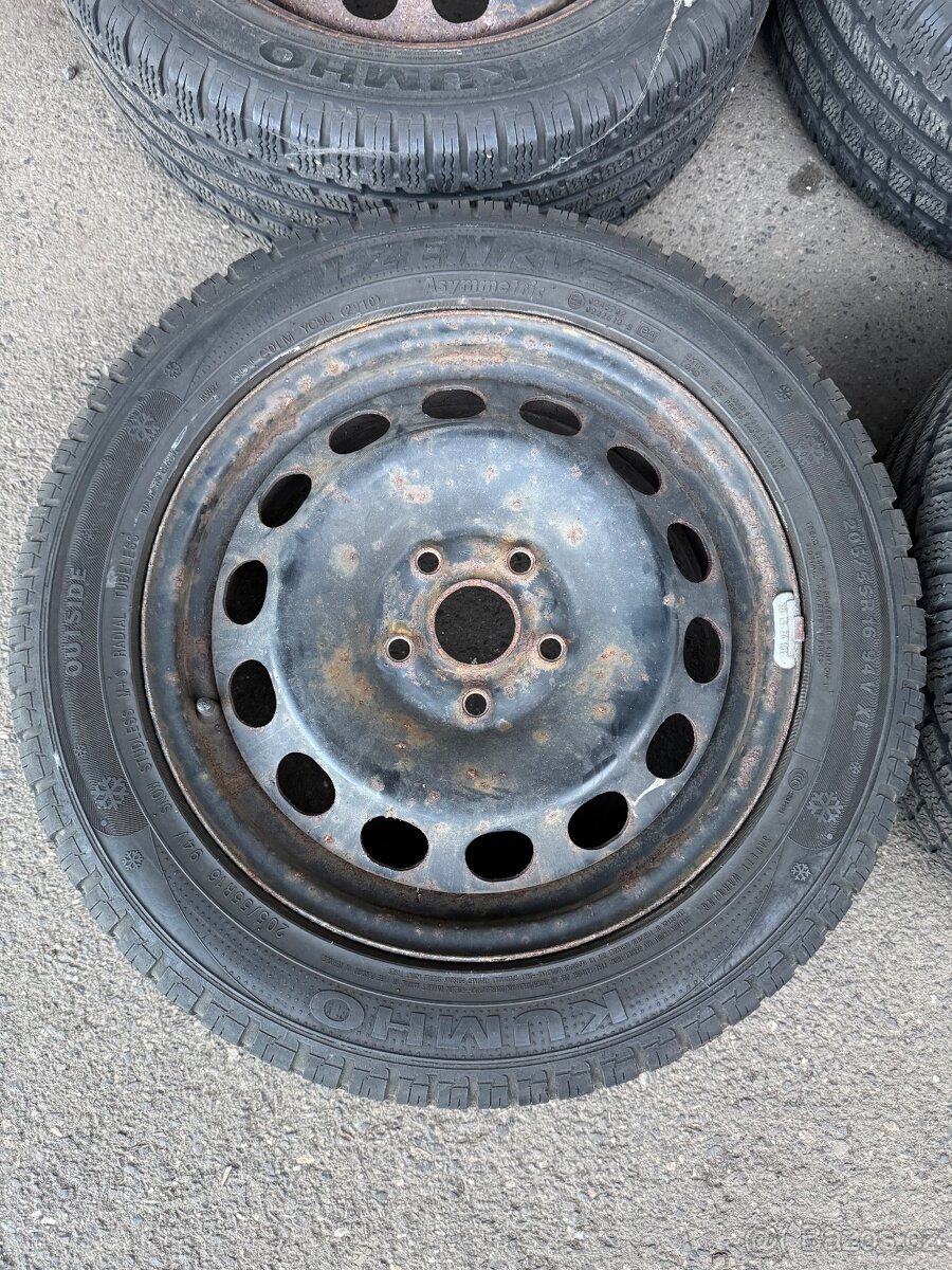 Sada zimních kol 5x112 Kumho I’ZEN KW27 205/55 R16 - 2