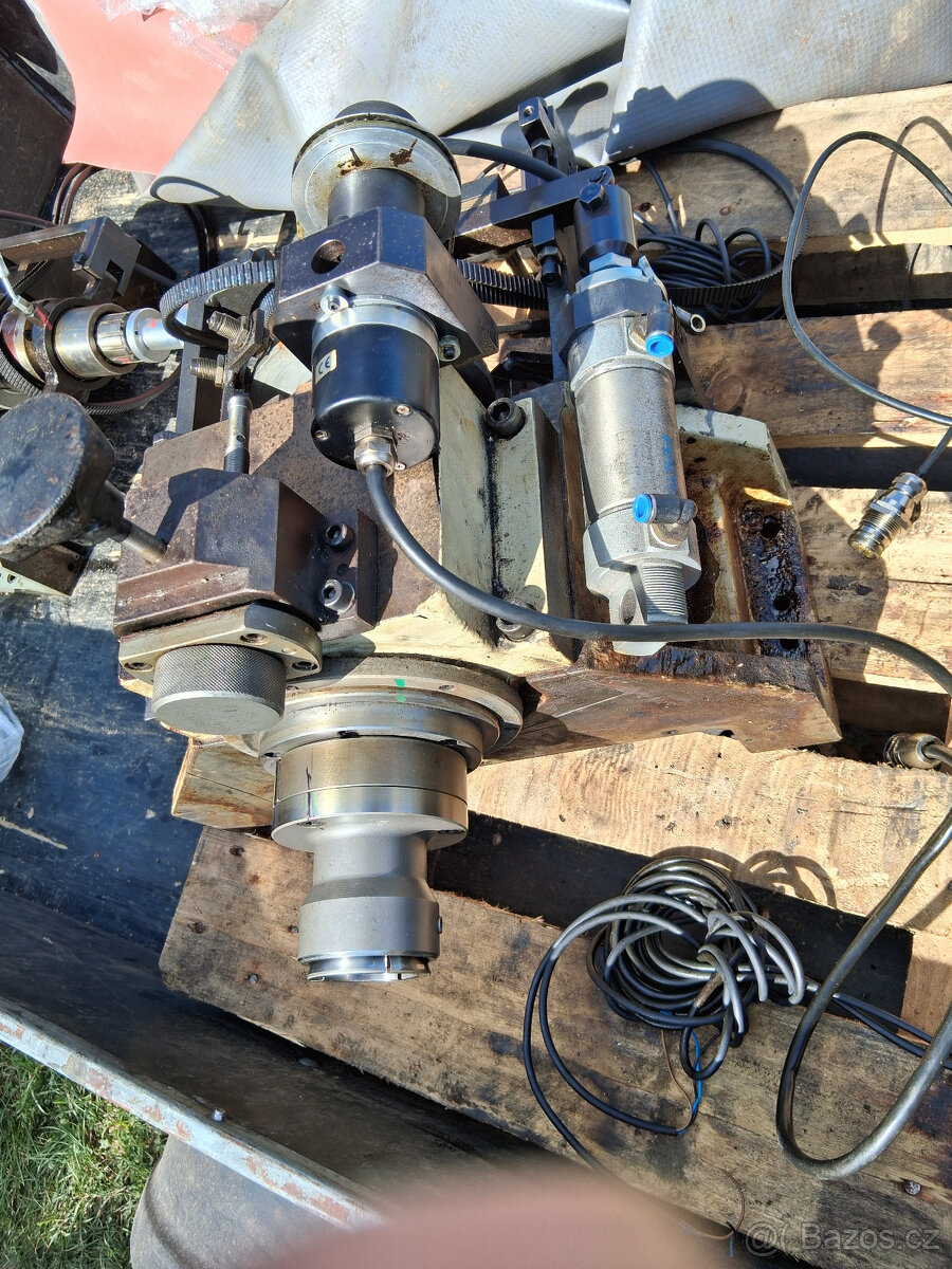 vřeteník-vřeteno - 2