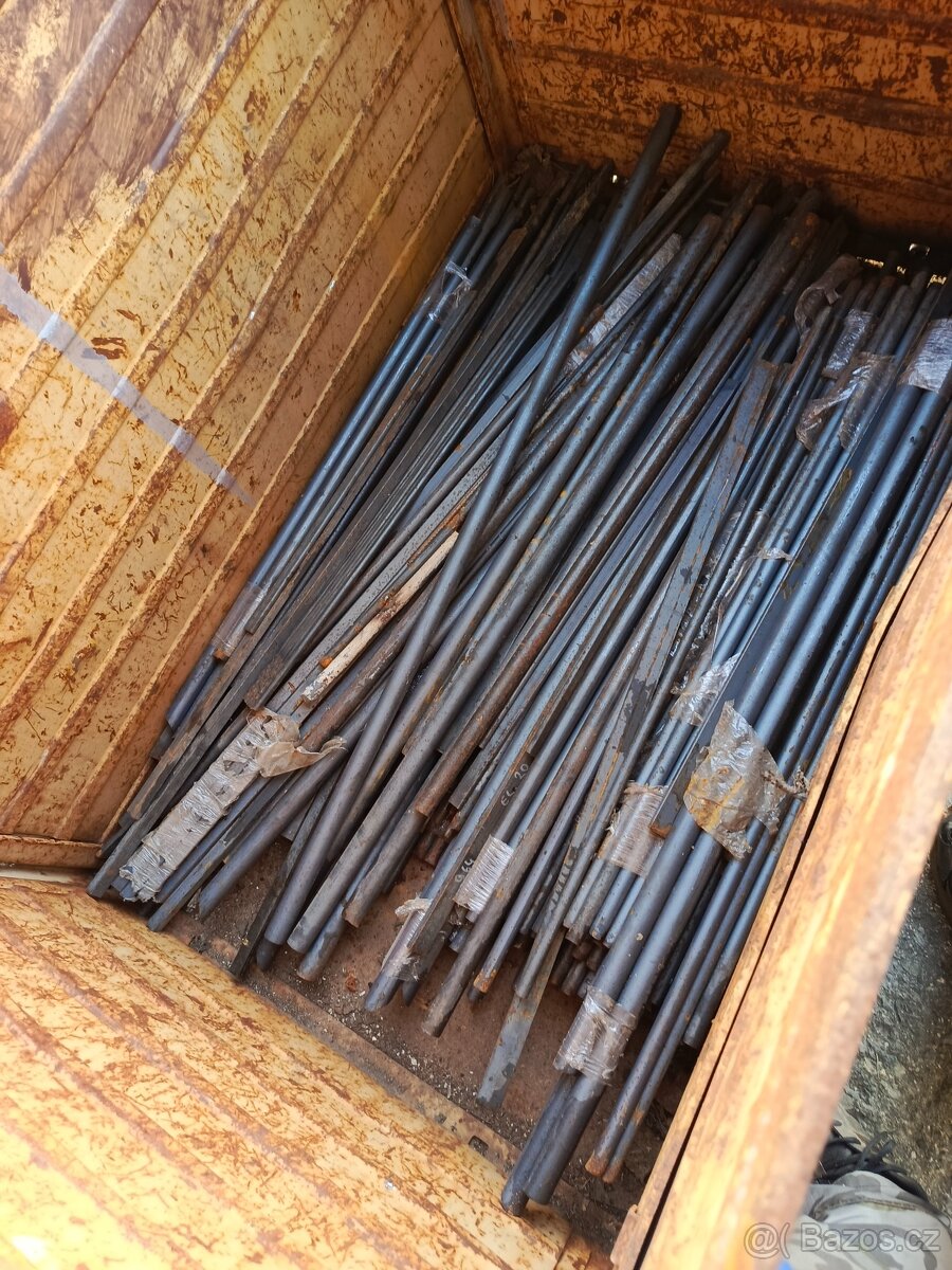 Železo - Hutní materiály -4HR,PLO a KR - viz foto - 2