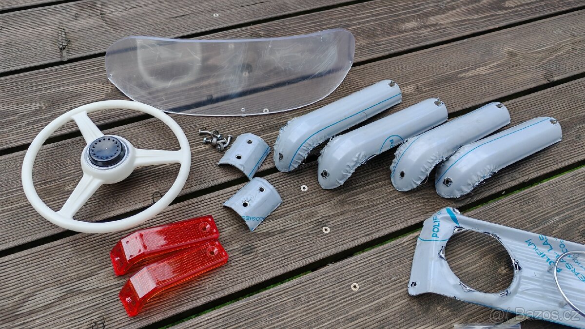 Náhradní díly na šlapací autíčko Moskvič - 2