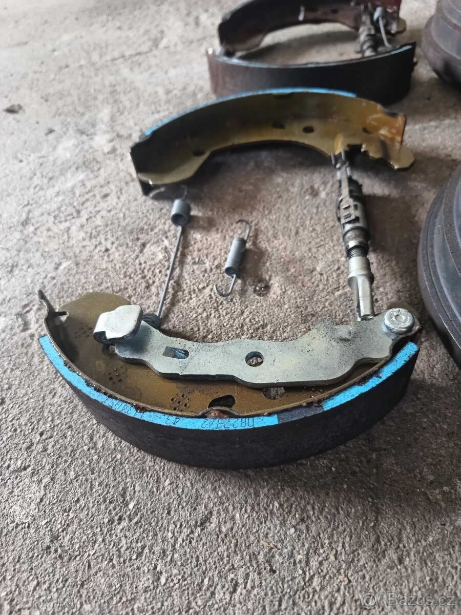 Brzdové bubny Renault Clio 3+pakny. - 2