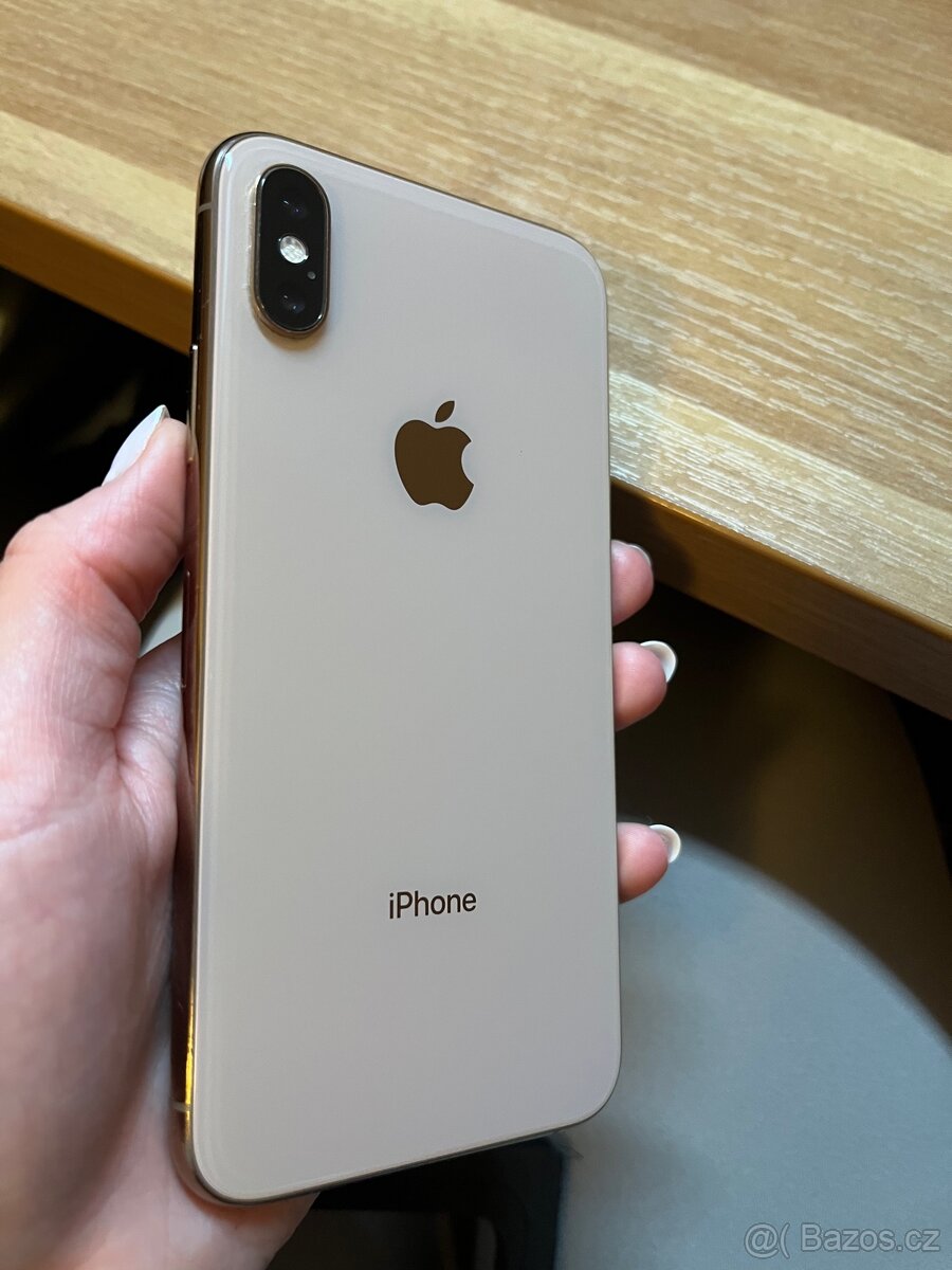 iPhone xs - 2