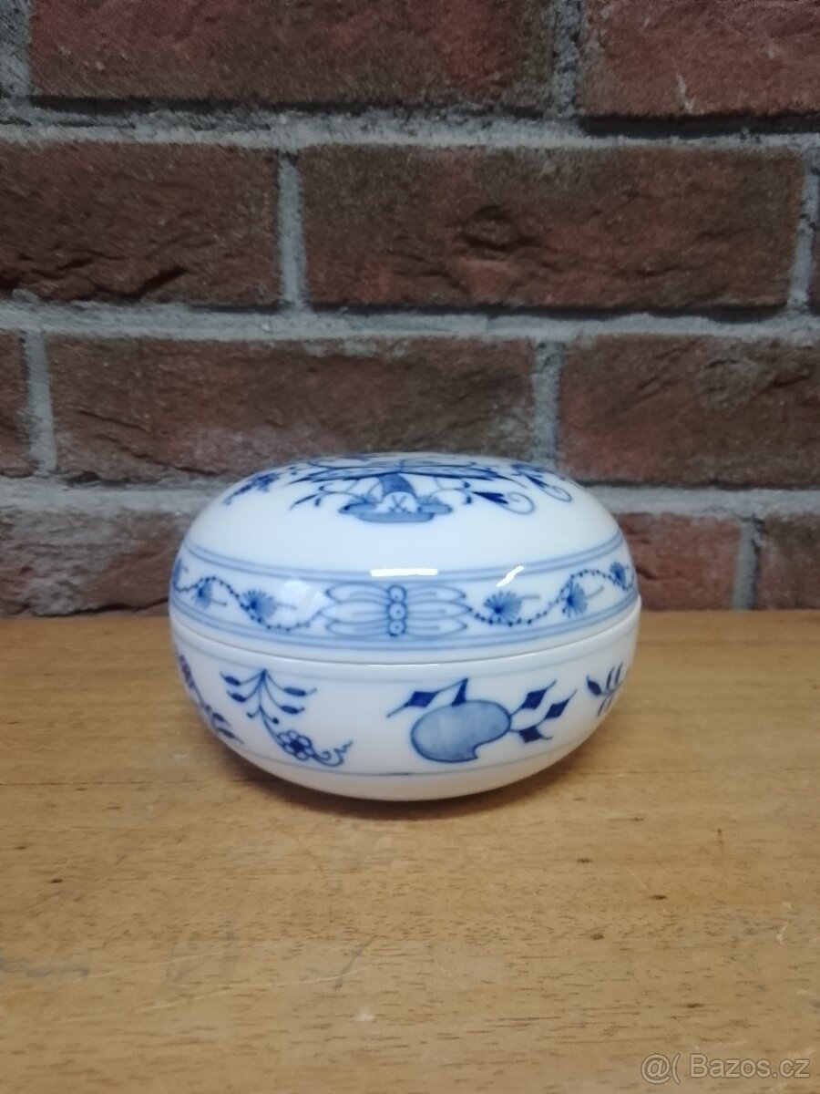 Porcelánová dózička - 2