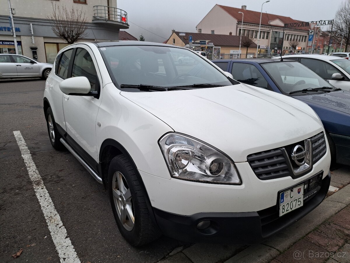 Qashqai 2.0i 4x4 jen 80.000km 1.majitel 1946 - 2