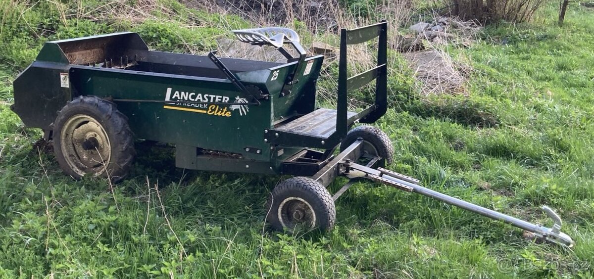 Zánovní koňské rozmetadlo 1t i za čtyřkolku / auto - 2
