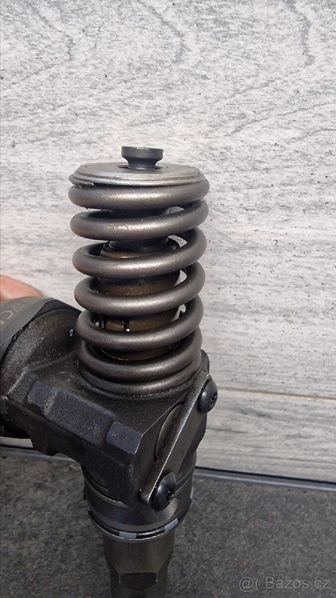 Vstřikovač Audi VW 2.0TDi - 2