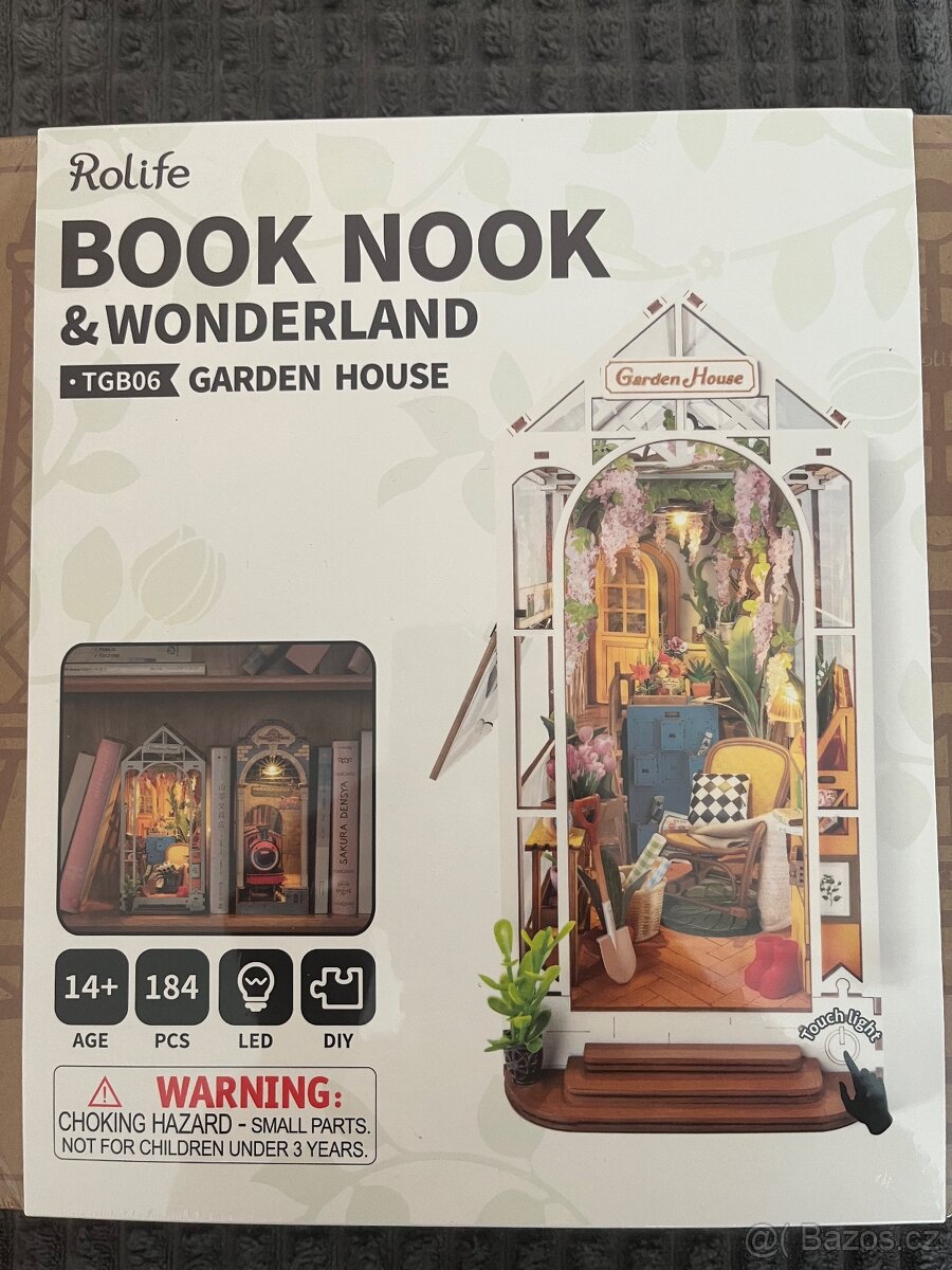 Book Nook- dekorace mezi knihy - 2