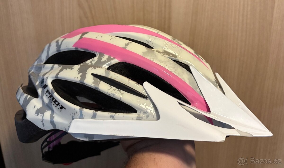 Cyklo helma vel. M 55-58cm - 2