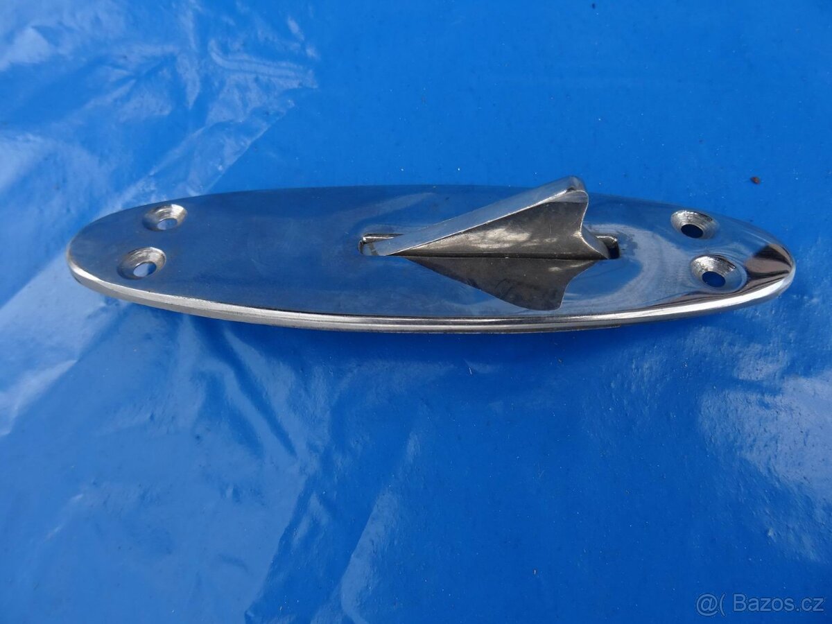 Zarážky do oken chromované . - 2