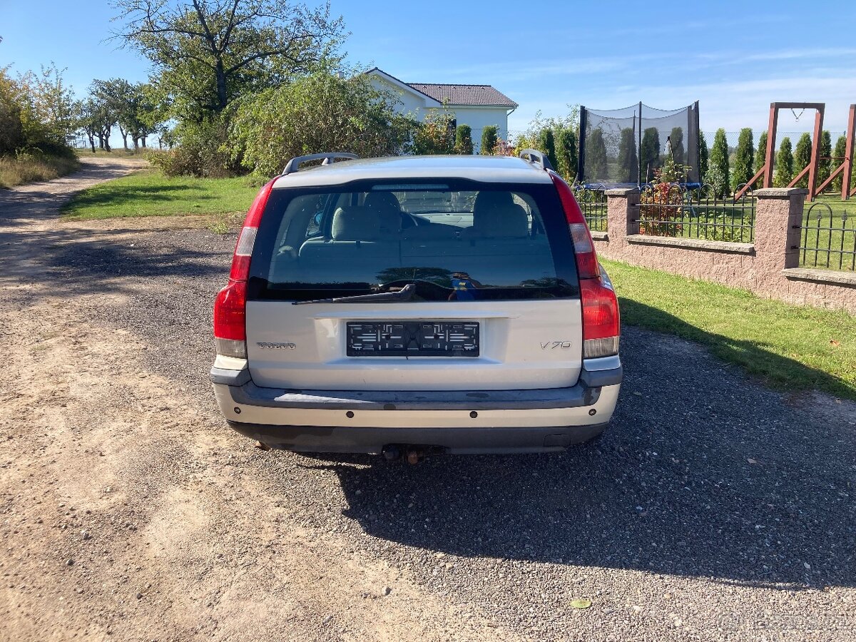 Volvo v70 - 2