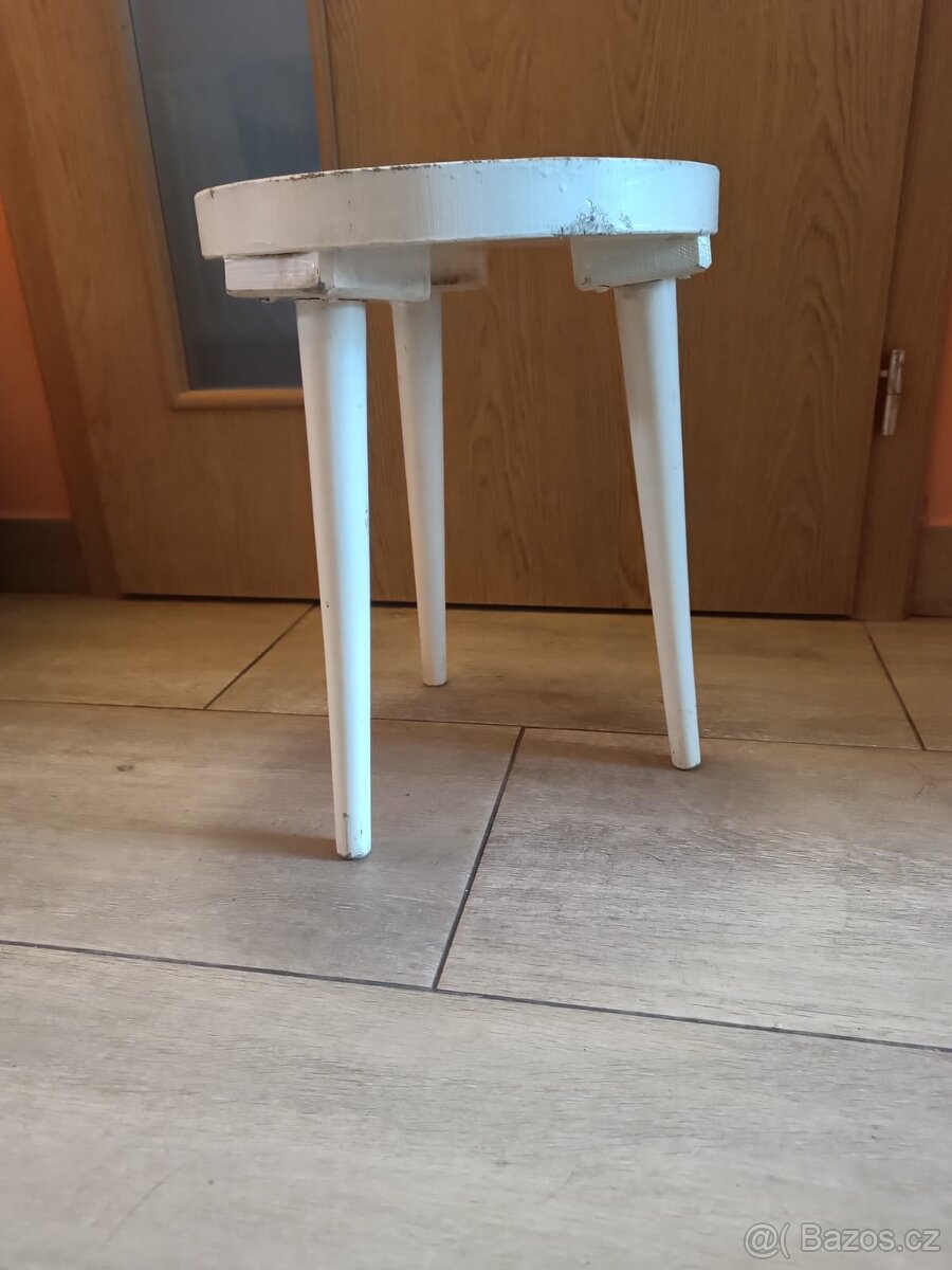 Retro stolička - 2
