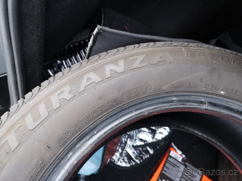 Pneumatiky Bridgestone letní 205 60 16 - 2
