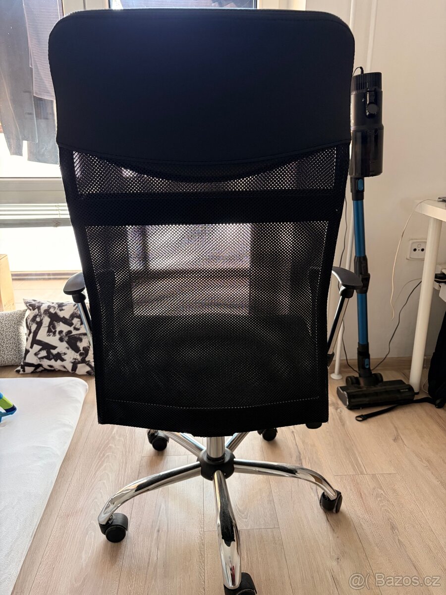 Kancelářská židle – otočná, černá - 2