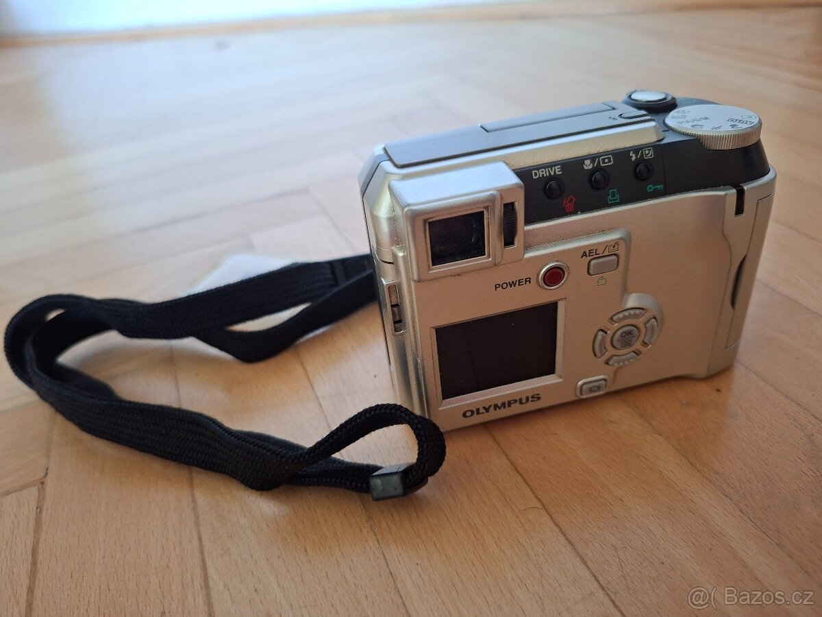 Olympus C725 Ultrazoom - 2