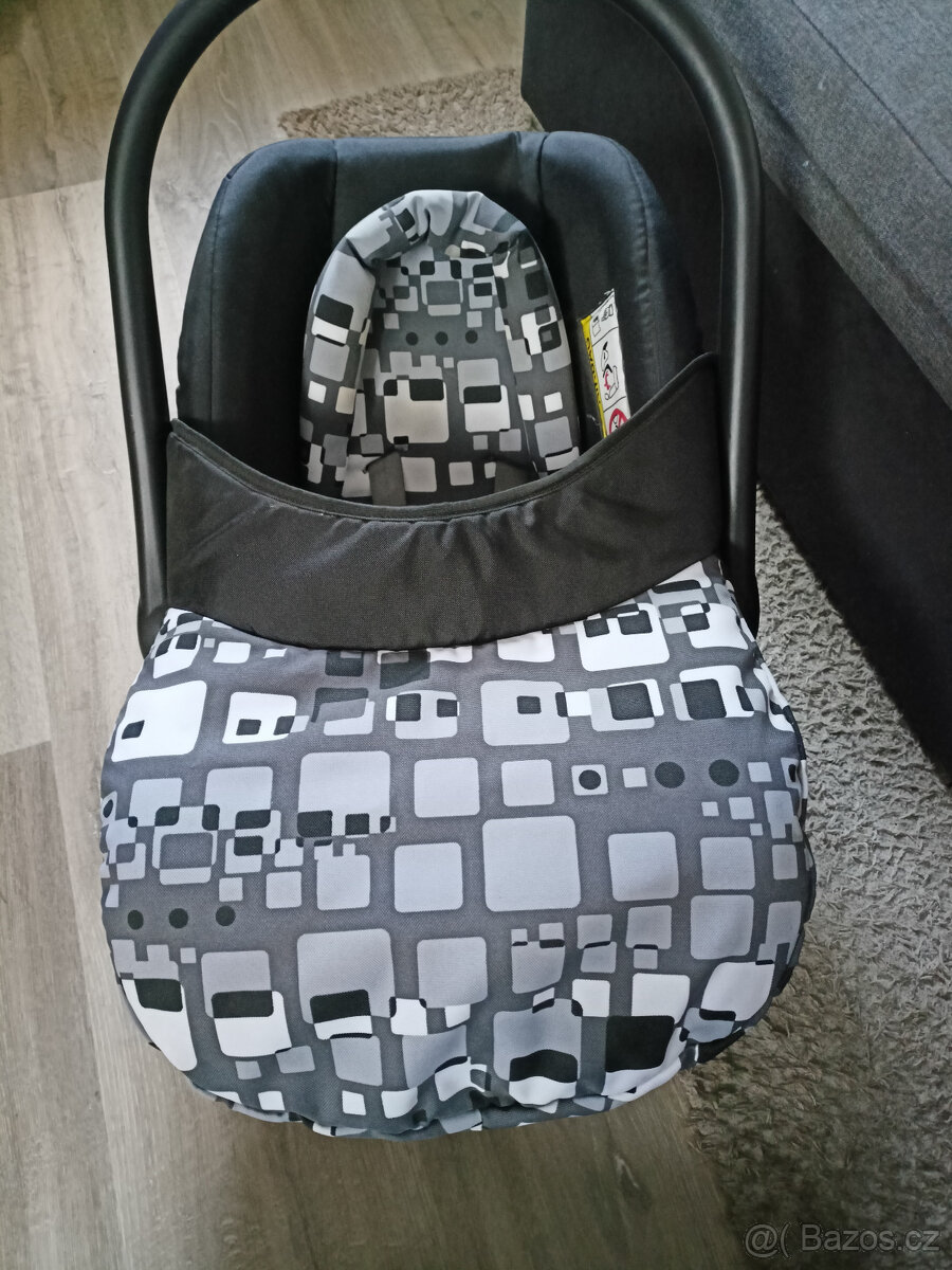 Autosedačka - vajíčko - 2