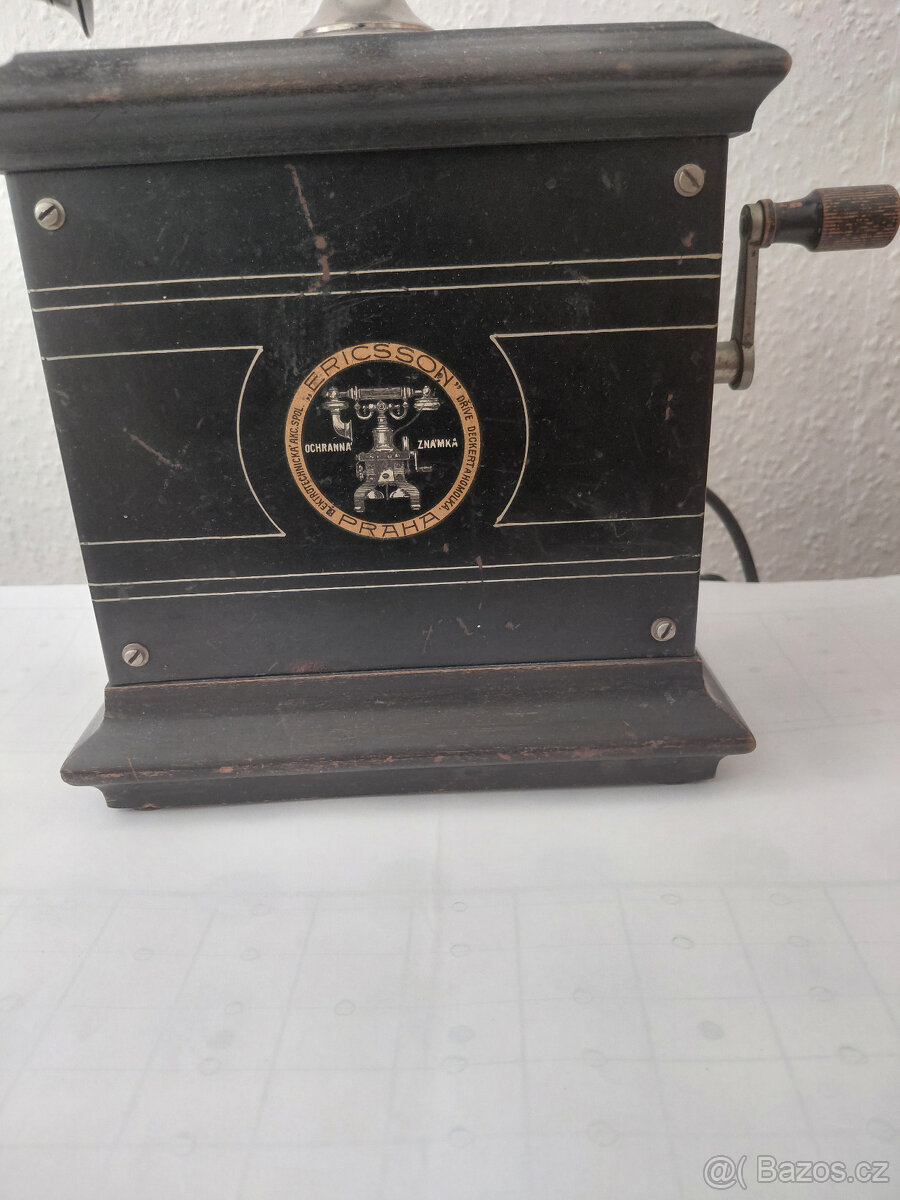 Historický telefon - 2