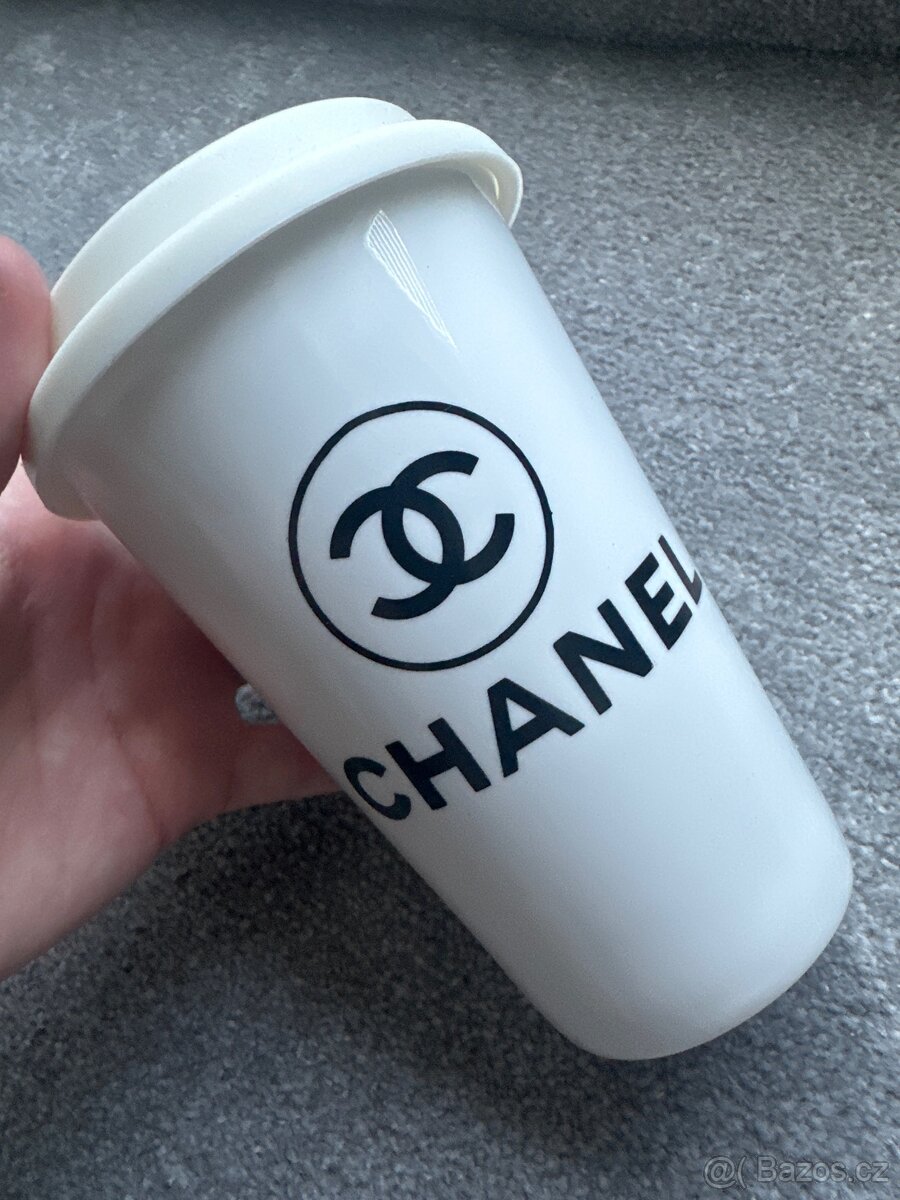 Chanel VIP GIFT coffee cup - 2
