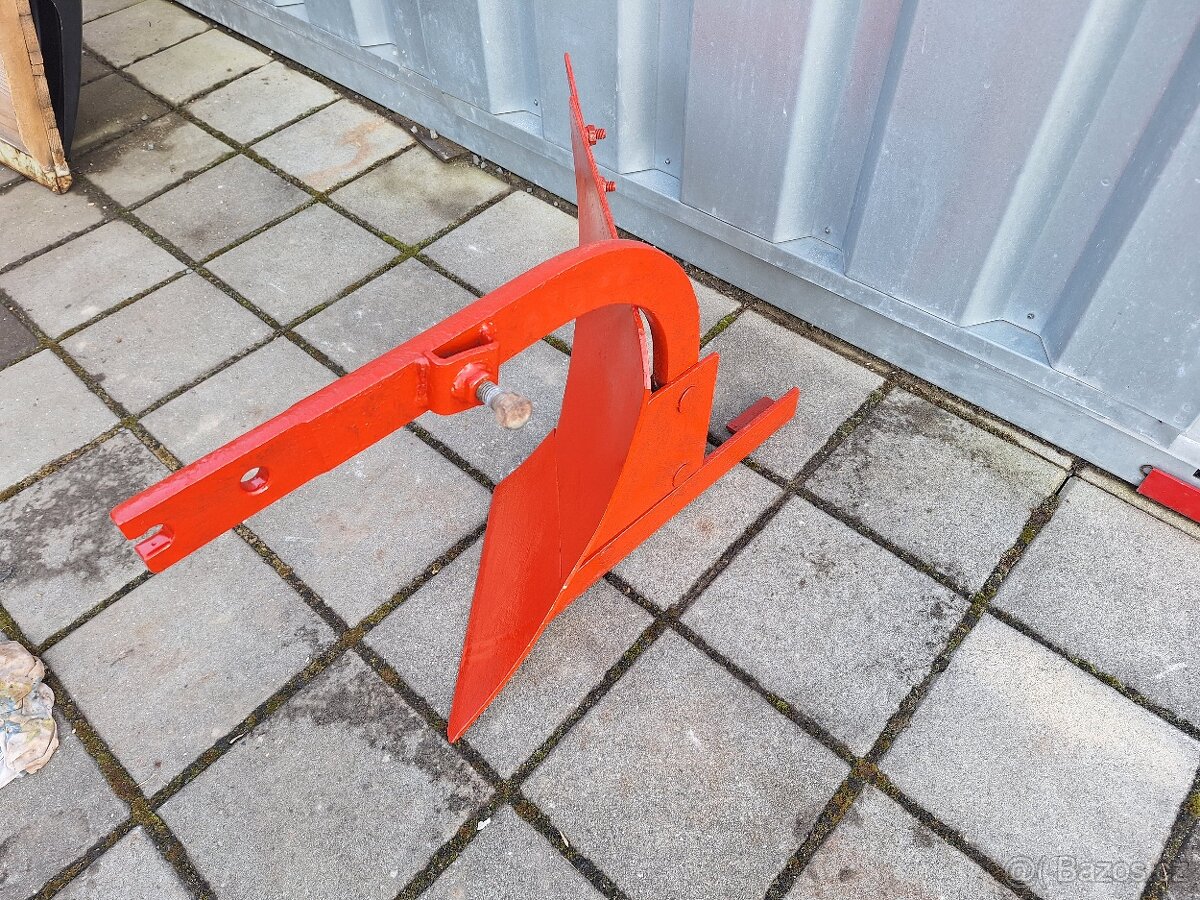 Jednostranný pluh Terra Vari - 2
