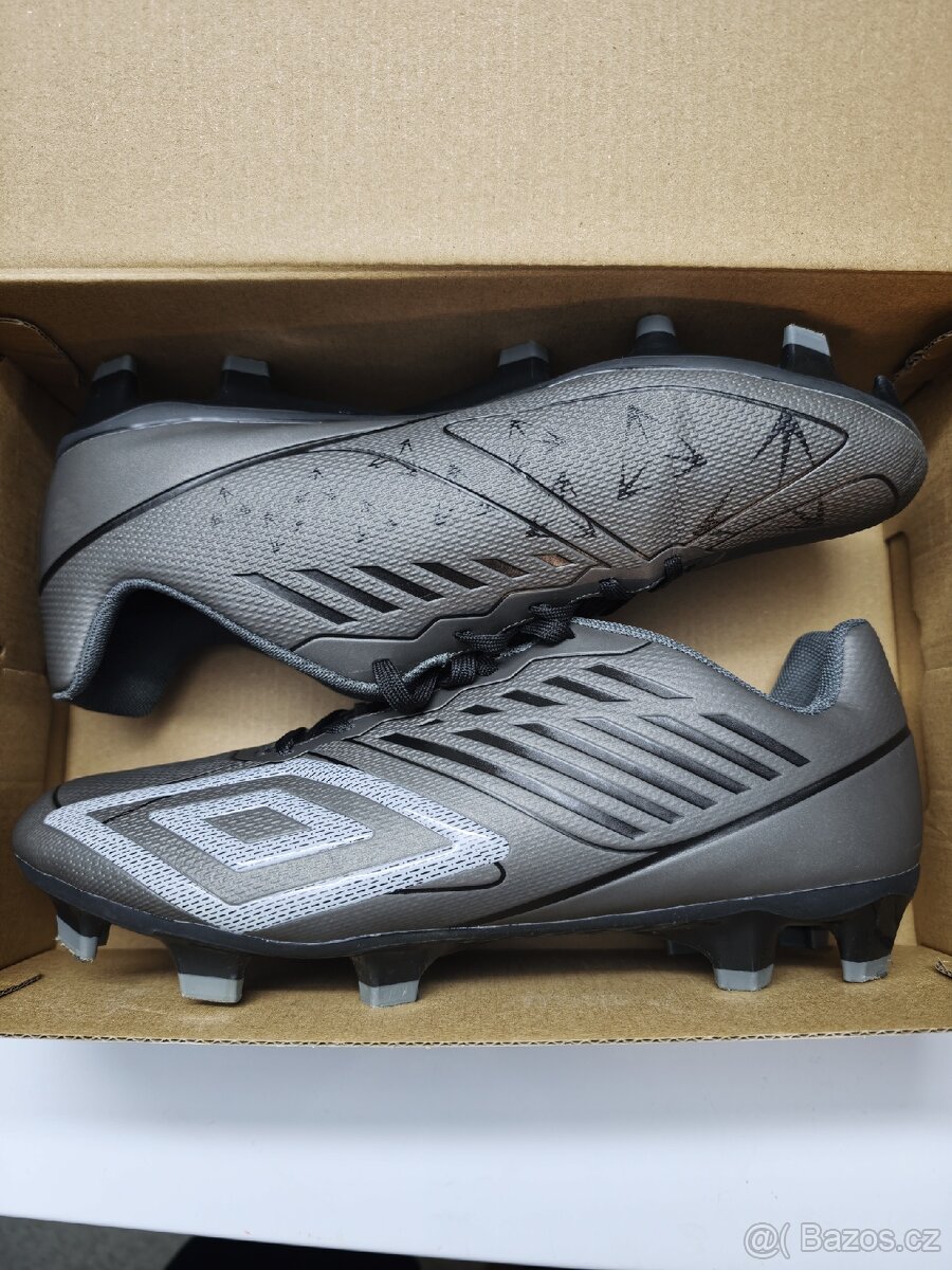 Kopačky Umbro, velikost 41. - 2