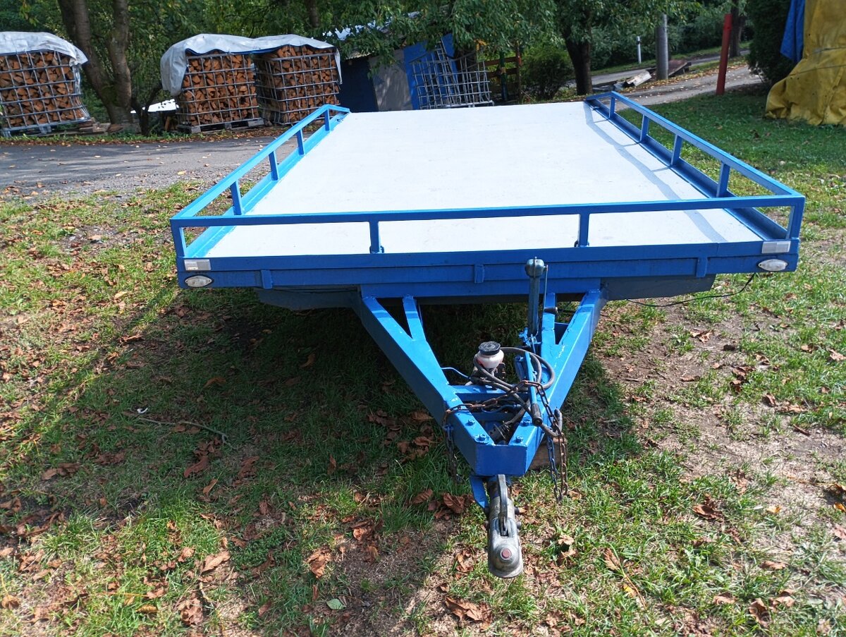 Nákladní valníkový přívěs - 2