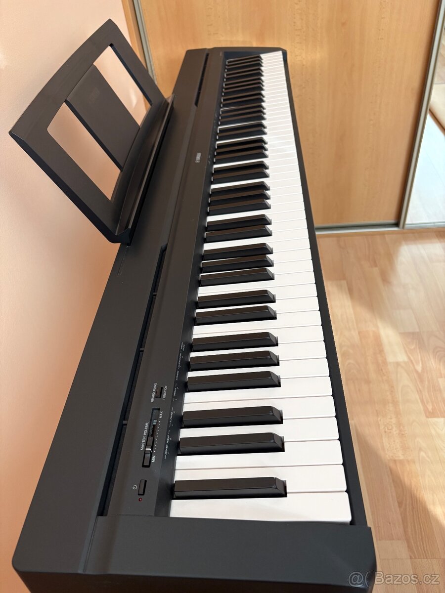 Elektrické piano Yamaha P45 - 2