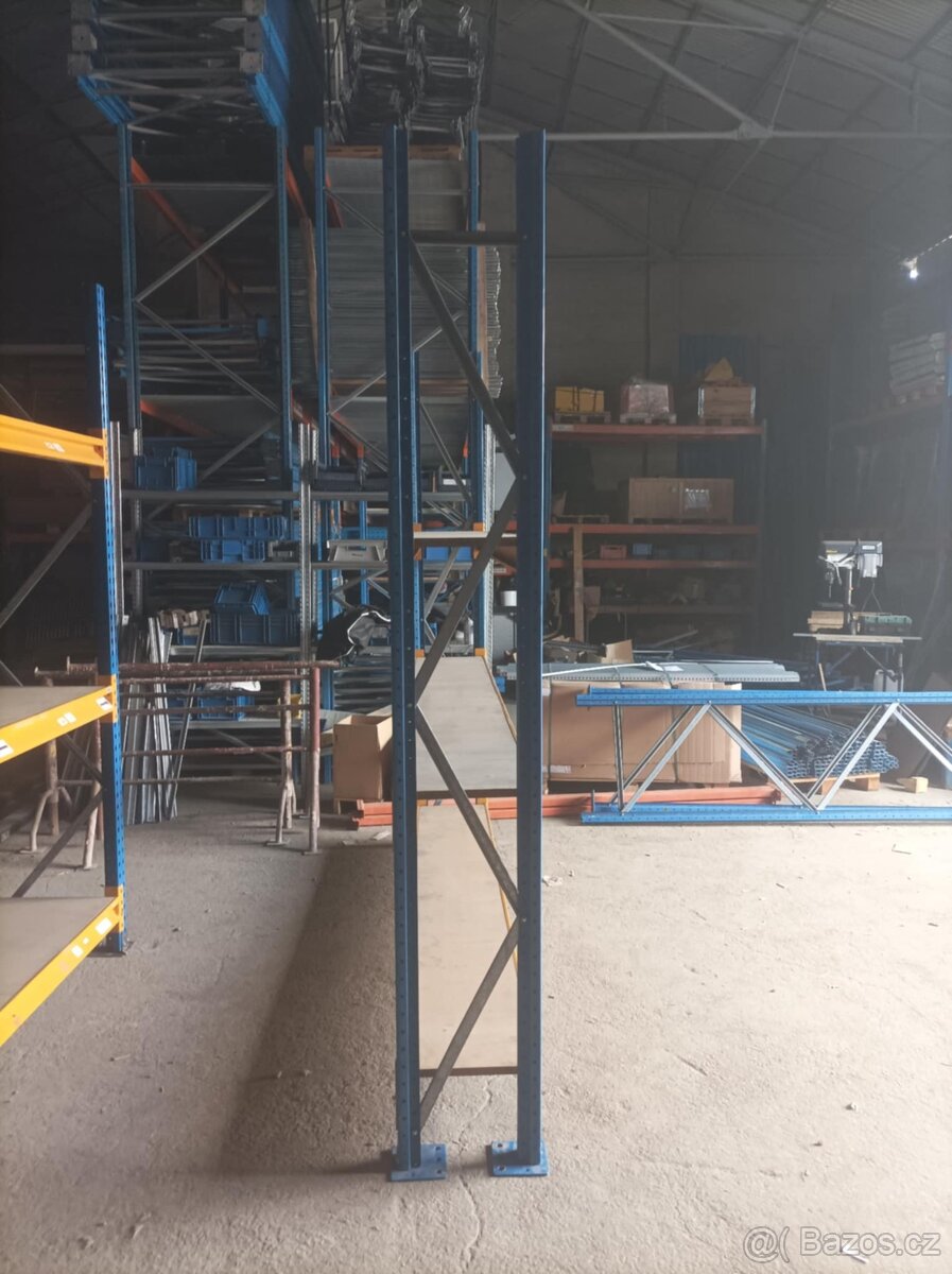 Paletový regál Jungheinrich - 2