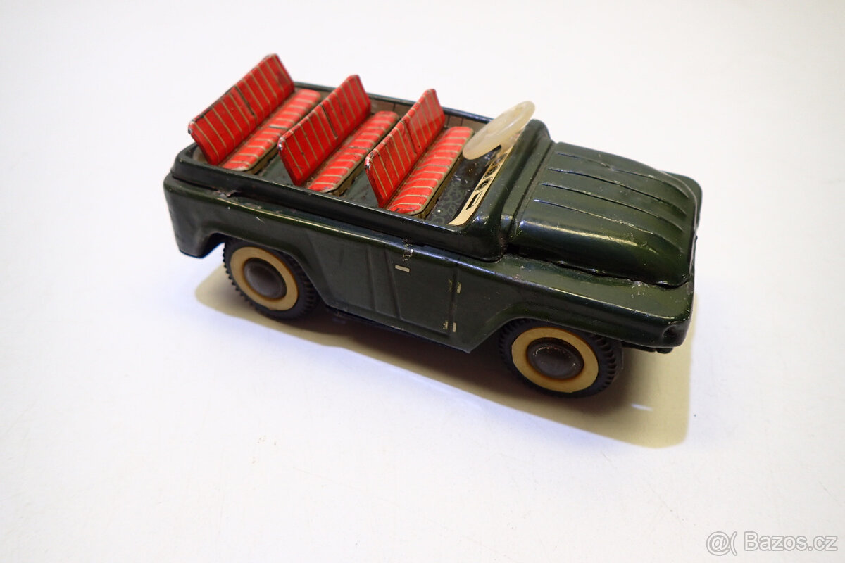 Vojenský džíp - autíčko na setrvačník - staré - 2