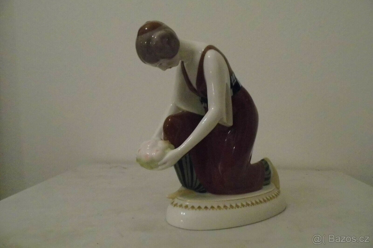 KPM - Berlínský svatební průvod Adolfa Amberga, klečící ture - 2