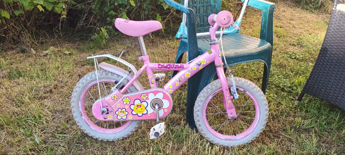 Kvalitní dětské dívčí kolo vhodné pro děti ve věku 3-4 roky - 2