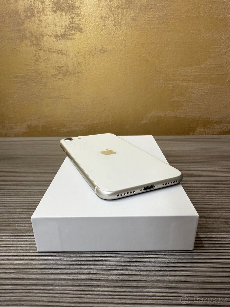 Apple iPhone SE 2022 128GB bílá, TOP stav, baterie 100% - 2