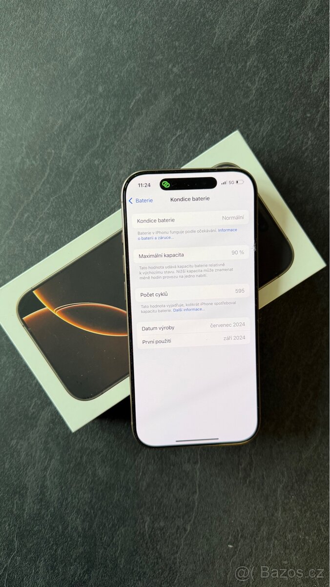 iPhone 16 Pro 256 GB Pouštní Titan - 2