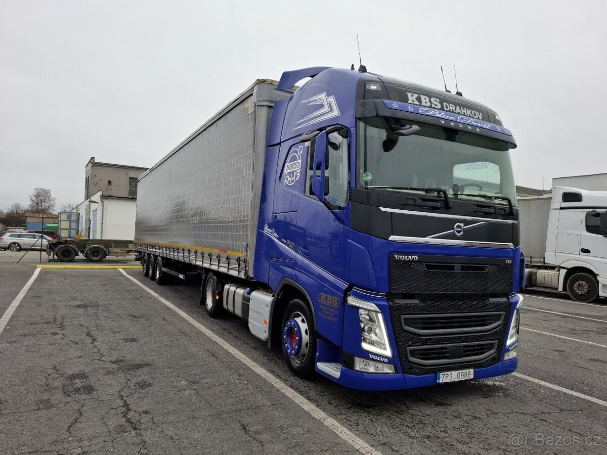 Tahač Volvo FH13 + návěs Kögel - 2