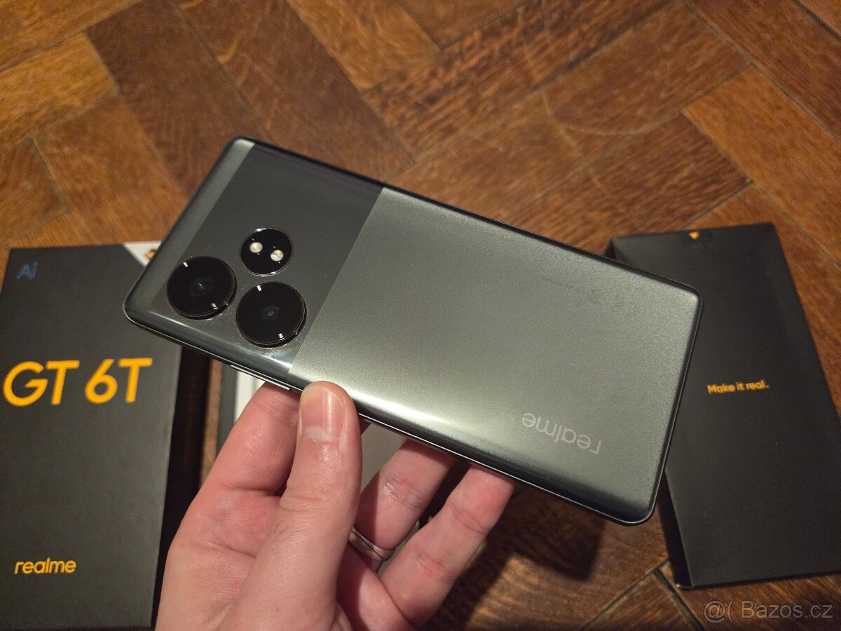 Realme GT 6T - 2