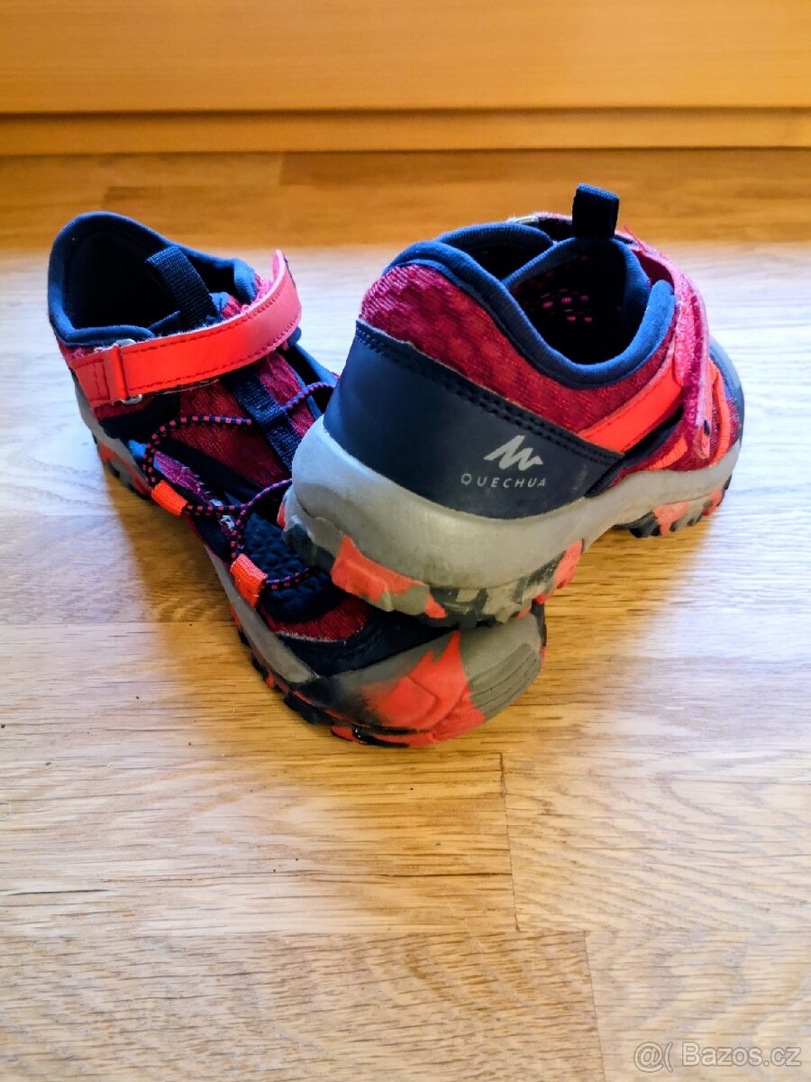 Dívčí sandály Decathlon vel. 30-31 - 2