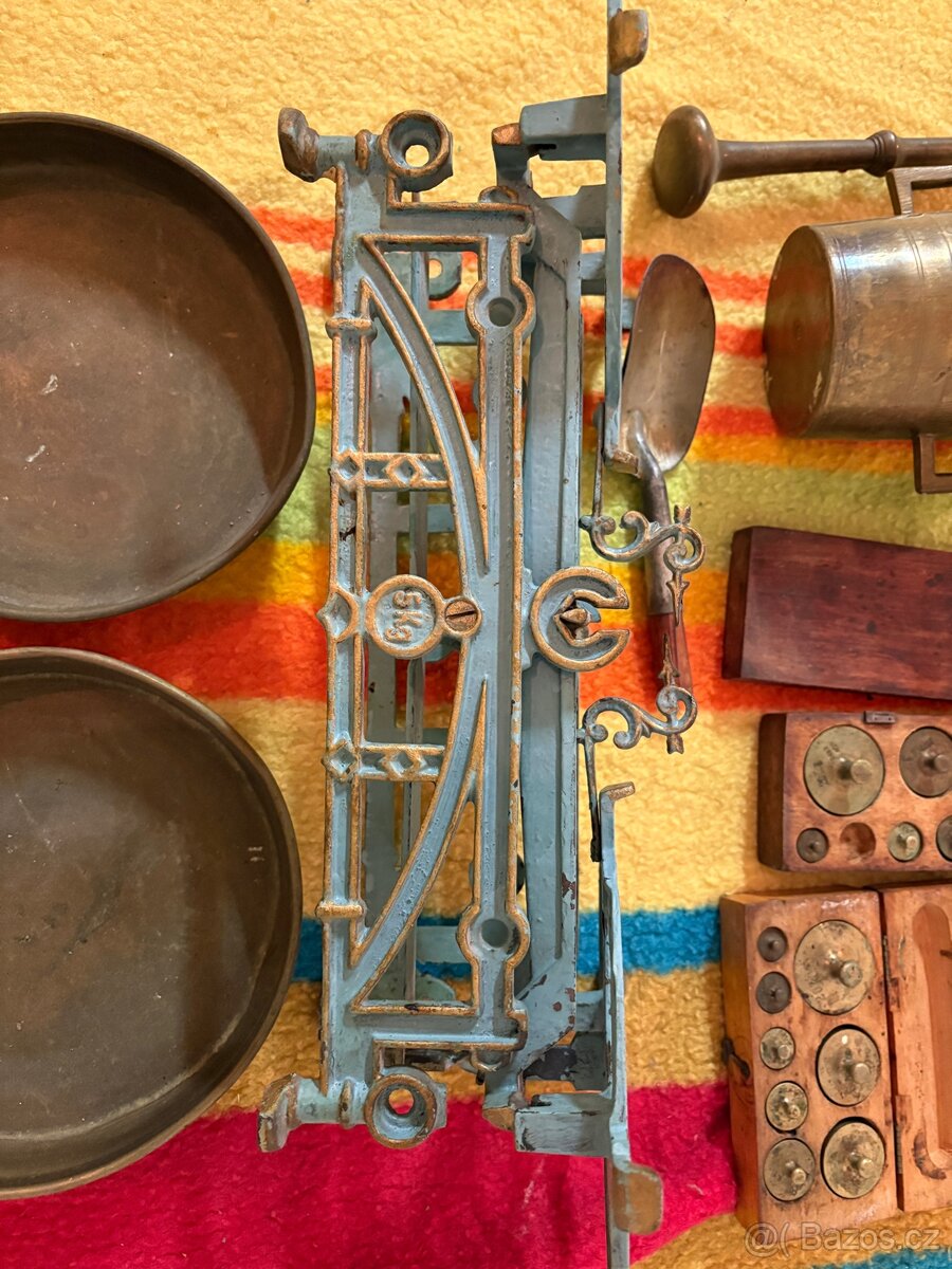 Starožitná váha a jiné - 2