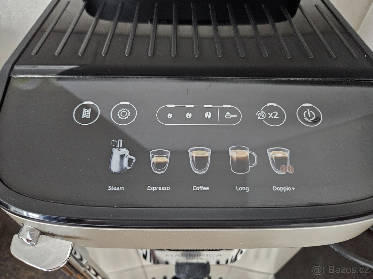 Kávovar De'Longhi Magnifica Evo ECAM 290.31.SB. - 2