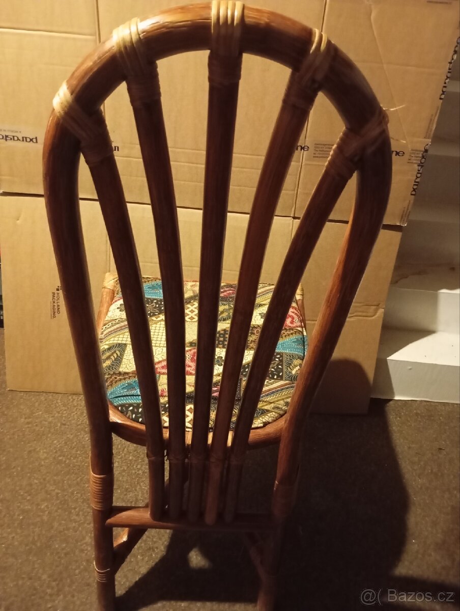 Dřevěná židle - 2