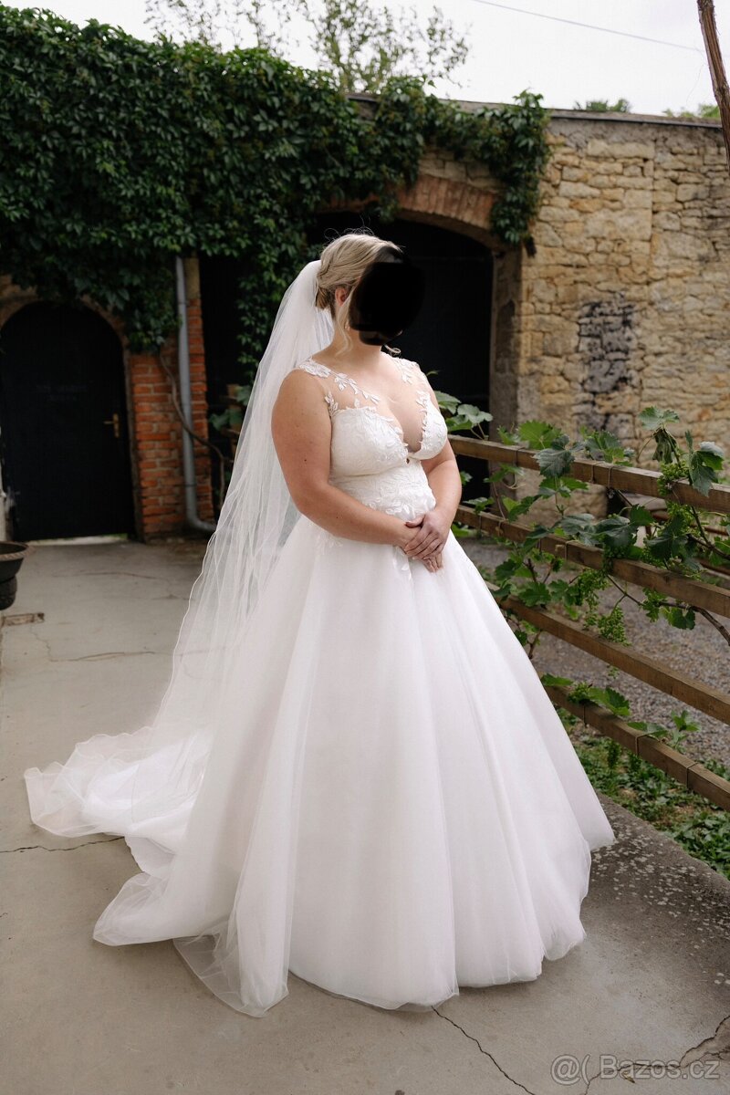 Svatební šaty - 2