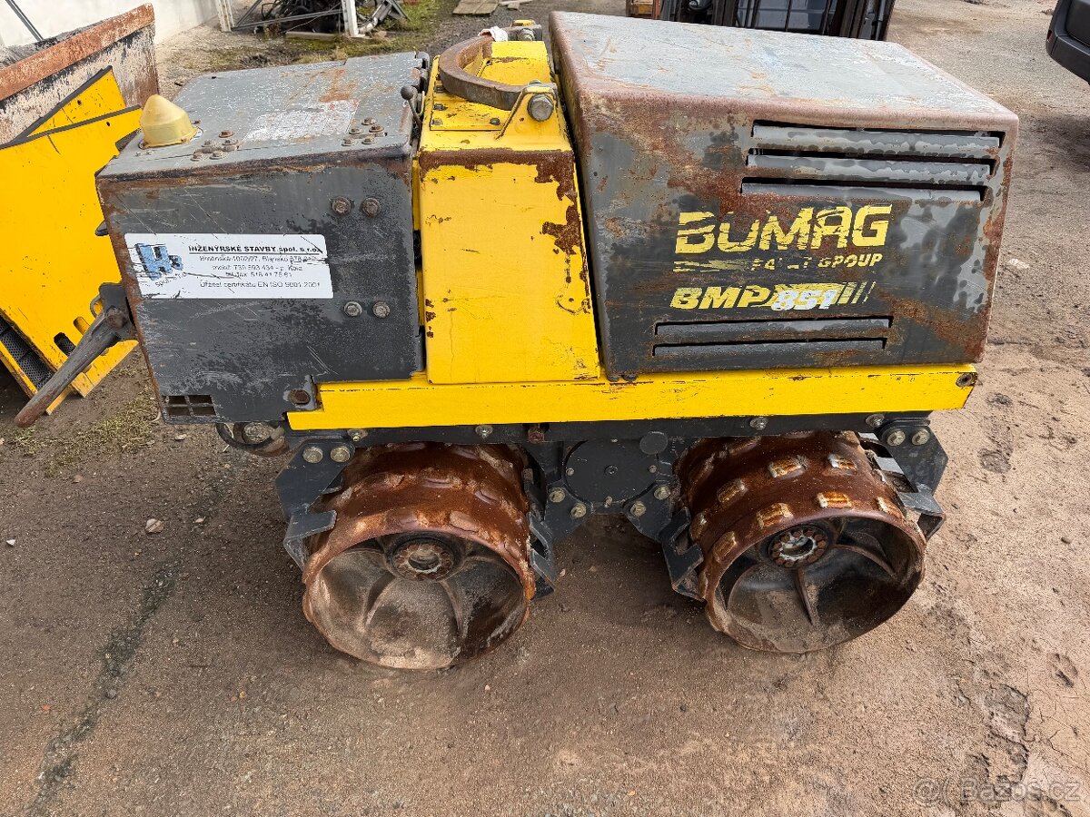 Jezkovy valec Bomag BMP 851 1999 - 2