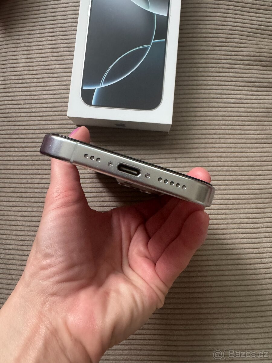 iPhone 16 pro 256 GB - 2